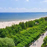 White Sea Shore - Premium Nadmorze Apartment